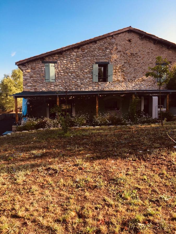 Le Gast, Vaumeilh Bagian luar foto