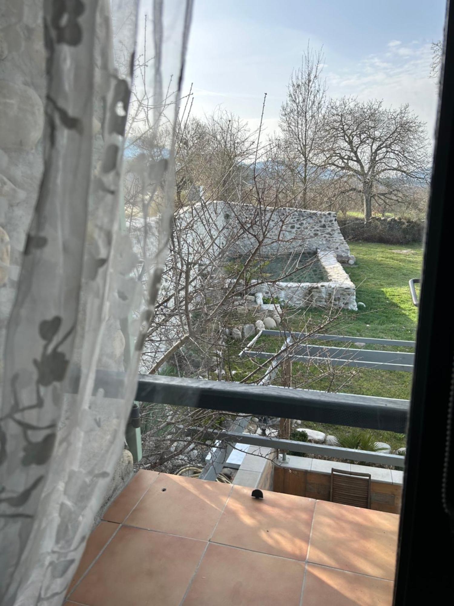 Le Gast, Vaumeilh Bagian luar foto